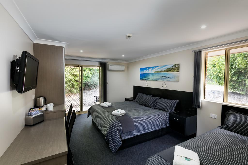 Dolphin Shores Vincentia Bagian luar foto