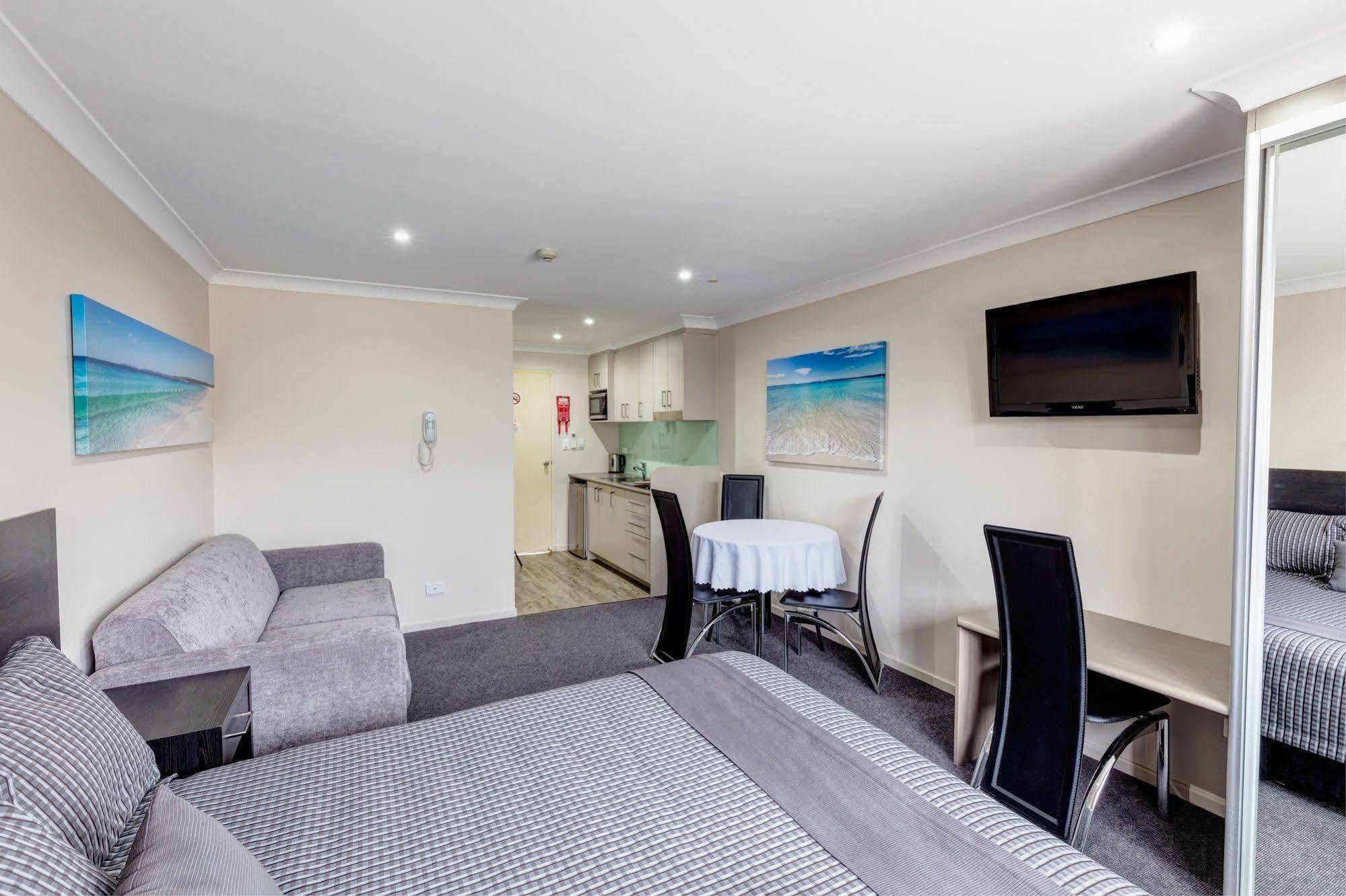 Dolphin Shores Vincentia Bagian luar foto