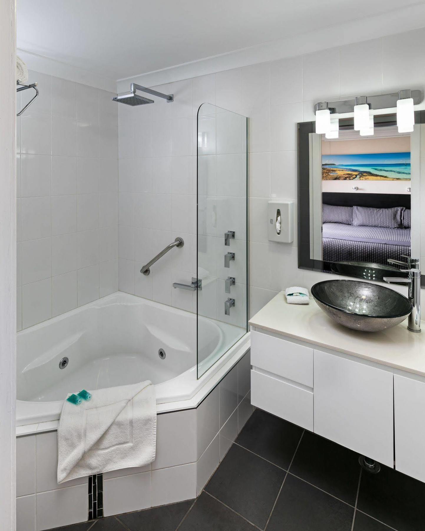 Dolphin Shores Vincentia Bagian luar foto
