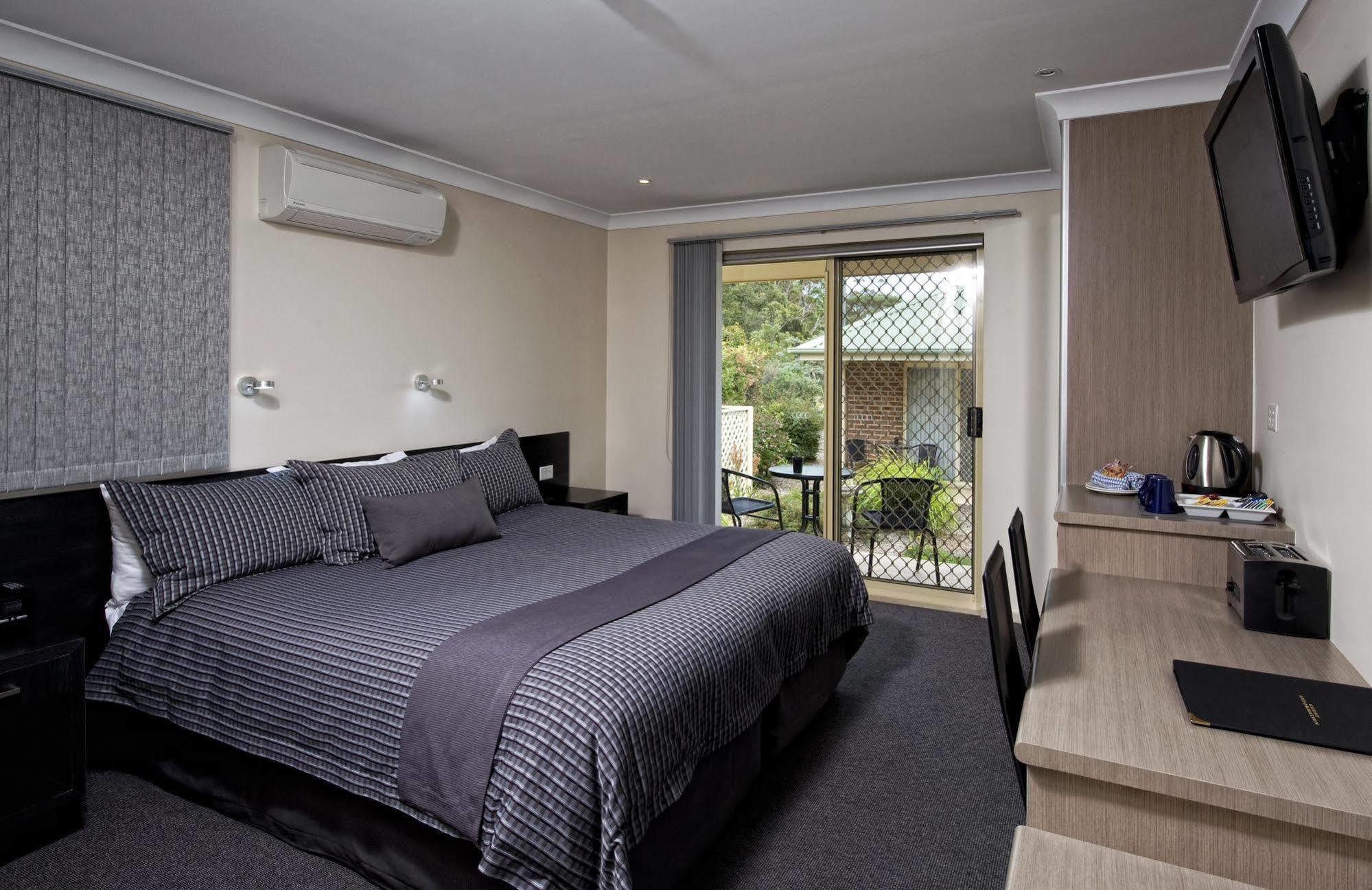 Dolphin Shores Vincentia Bagian luar foto